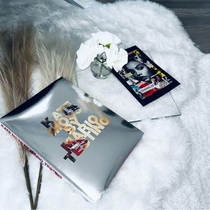 KATE MOSS By Mario Testino